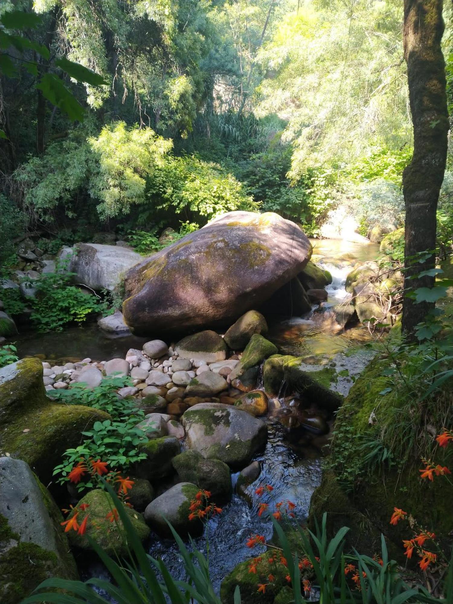 Campismo Rural Vale Dos Moinhos Geres Hotel Kültér fotó